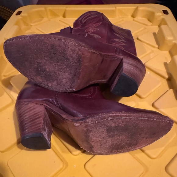 Vintage Frye Dora Western Boots 6.5B | Made in USA | Brown Leather Cowgirl Boots - Picture 6 of 6